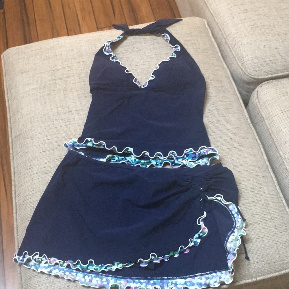 Profile by Gottex beautiful bathing suit